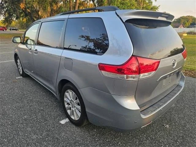 2011 Toyota Sienna 3rd Gen - Image 7 of 21