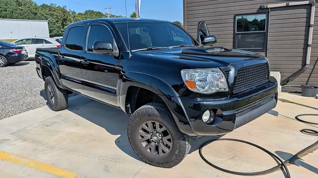2011 Toyota Tacoma Double Cab TRD Off-Road Pickup 4D 5 ft