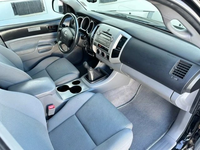 2011 Toyota Tacoma 2nd Gen - Image 14 of 21