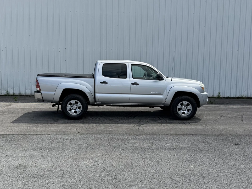 2011 Toyota Tacoma 2nd Gen - Image 12 of 31