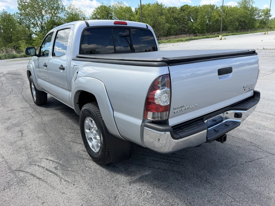 2011 Toyota Tacoma 2nd Gen - Image 24 of 31