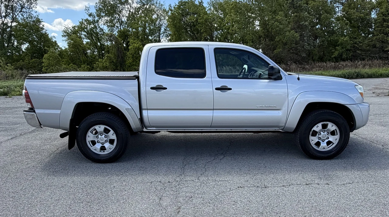 2011 Toyota Tacoma 2nd Gen - Image 15 of 31