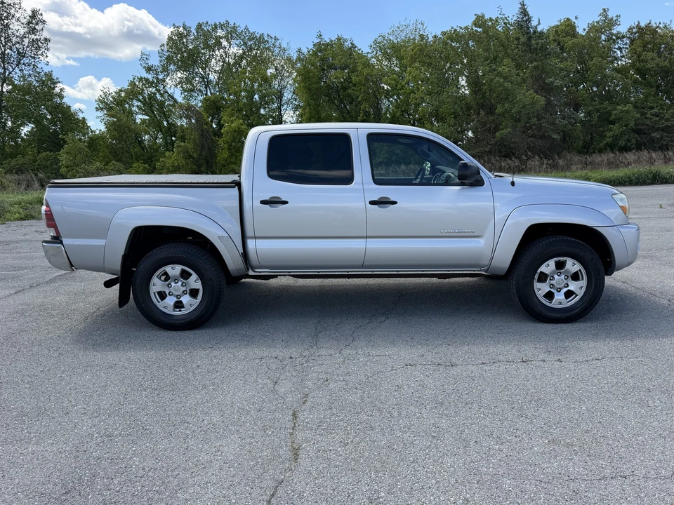 2011 Toyota Tacoma 2nd Gen - Image 13 of 31