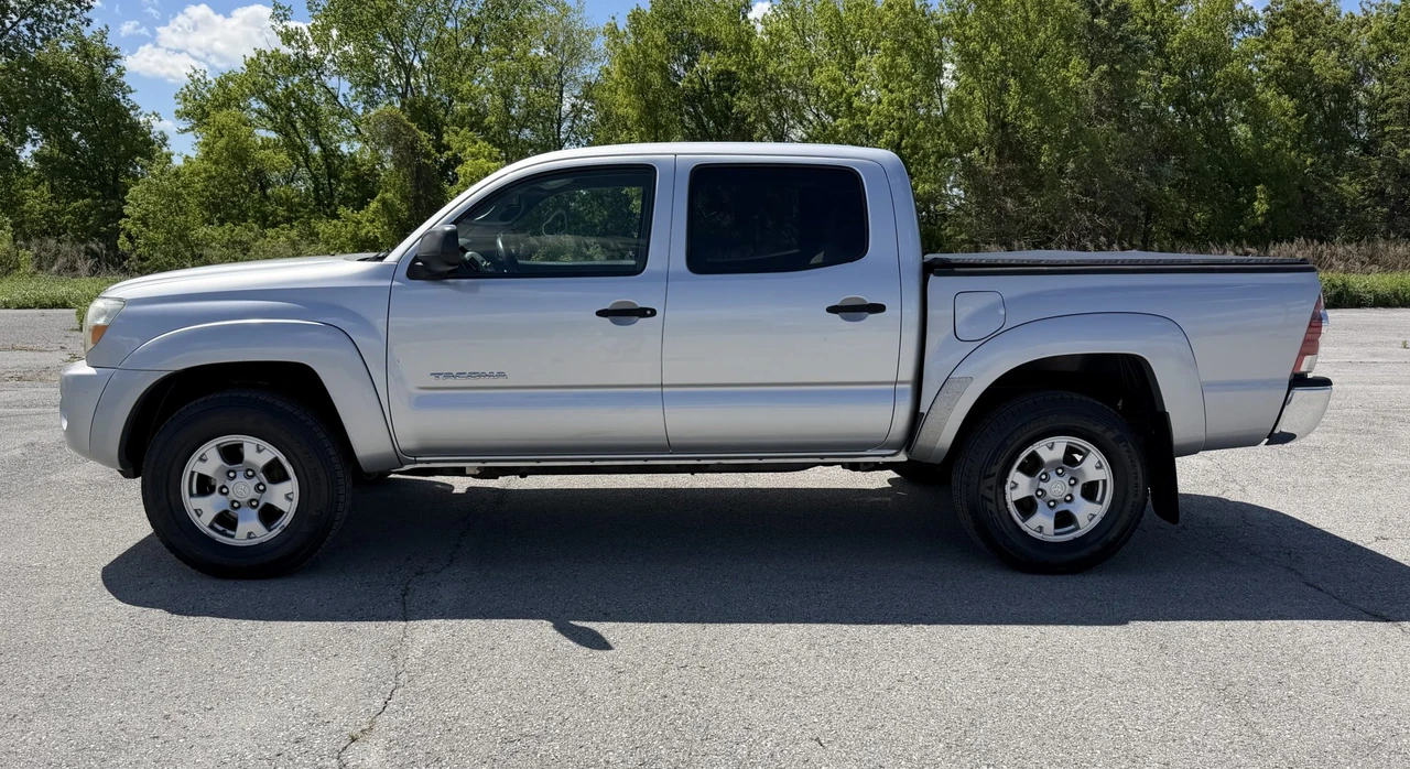 2011 Toyota Tacoma 2nd Gen - Image 30 of 31