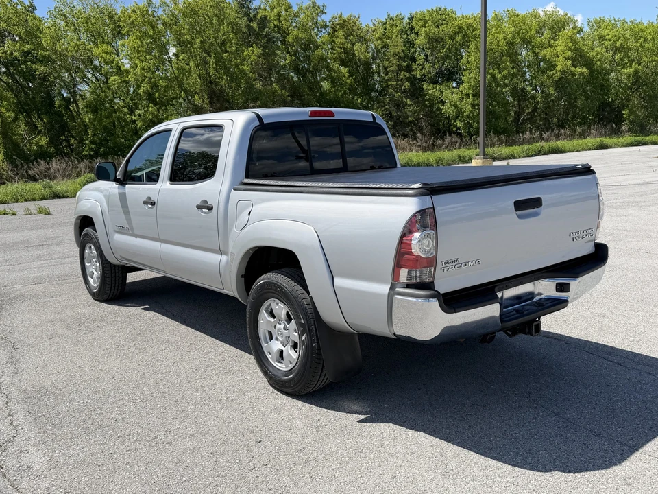 2011 Toyota Tacoma 2nd Gen - Image 26 of 31