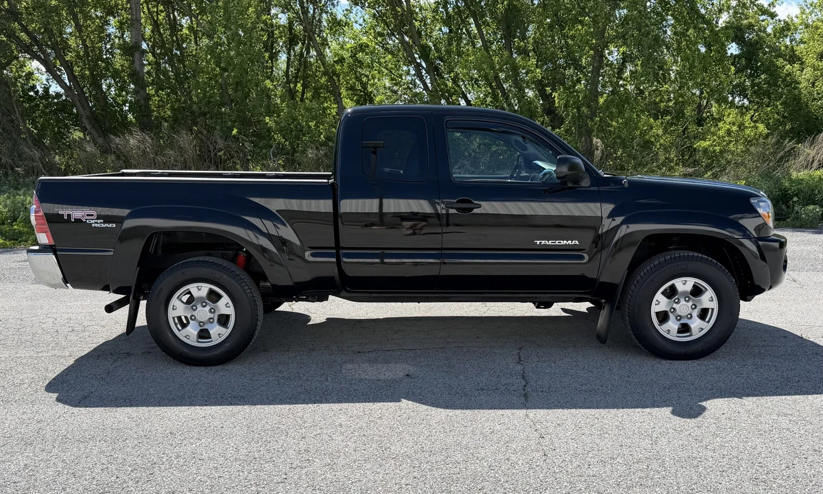 2011 Toyota Tacoma 2nd Gen - Image 18 of 31