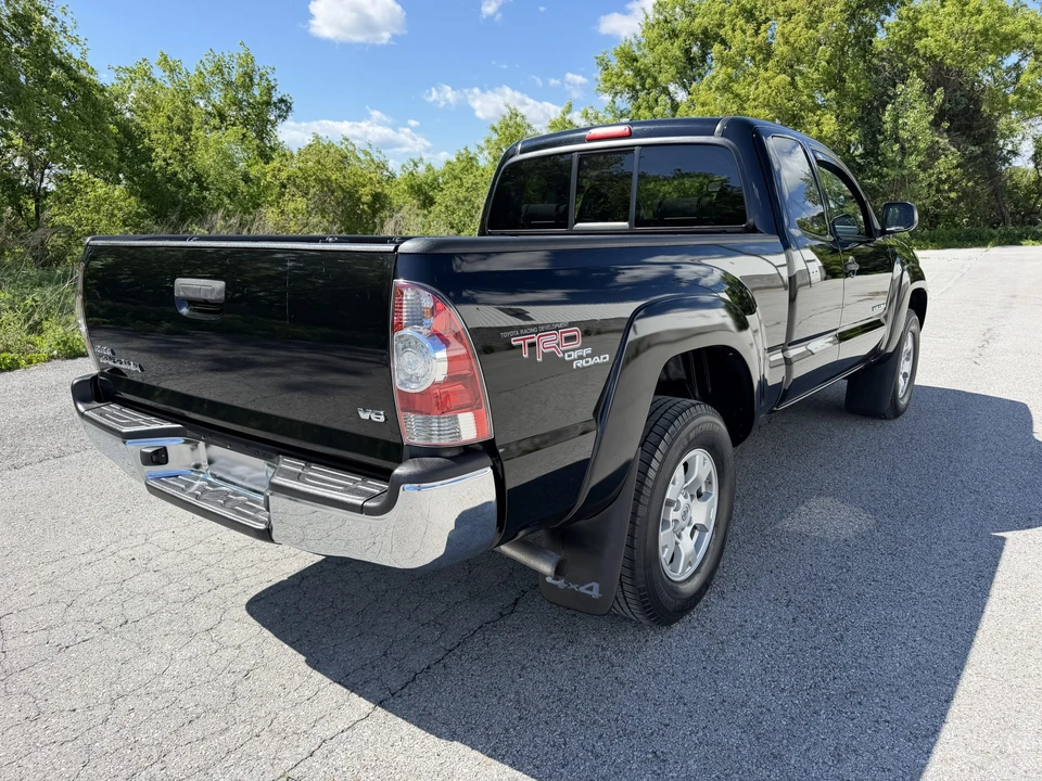 2011 Toyota Tacoma 2nd Gen - Image 30 of 31
