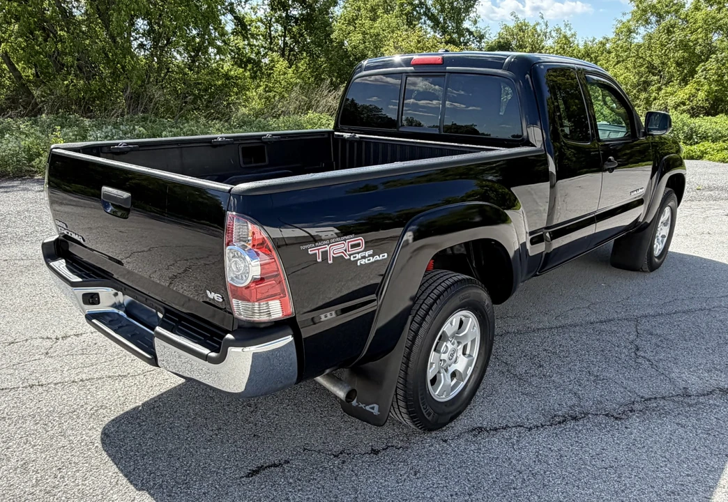 2011 Toyota Tacoma 2nd Gen - Image 26 of 31