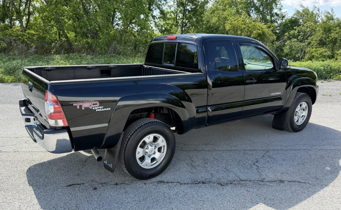 2011 Toyota Tacoma 2nd Gen - Image 22 of 31