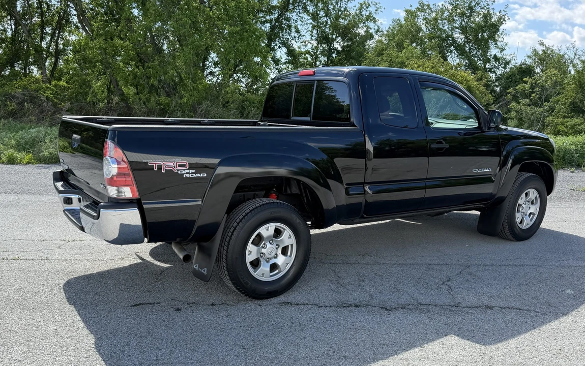 2011 Toyota Tacoma 2nd Gen - Image 21 of 31