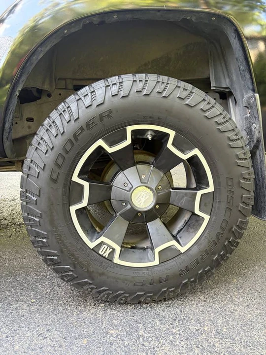 2011 Toyota Tacoma 2nd Gen - Image 5 of 16