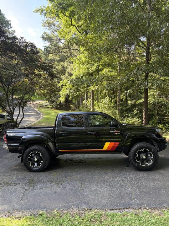 2011 Toyota Tacoma 2nd Gen - Image 14 of 16