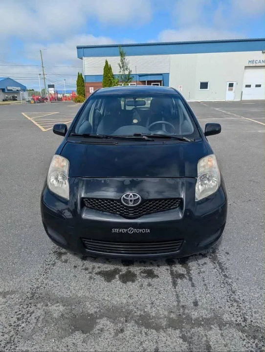 2011 Toyota Yaris - Image 6 of 6