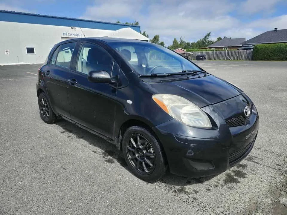 2011 Toyota Yaris - Image 3 of 6
