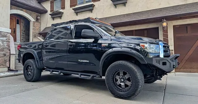 2011 Toyota Tundra CrewMax TRD SR5 4dr 5.5 ft bed