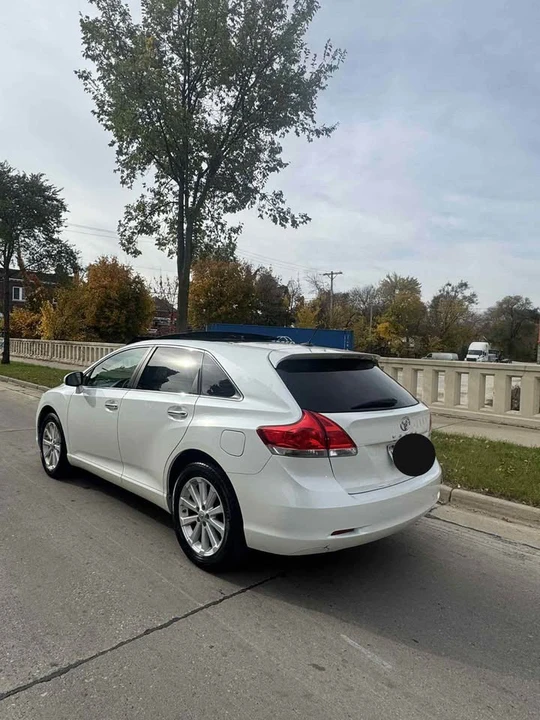 2011 Toyota Venza - Image 5 of 15
