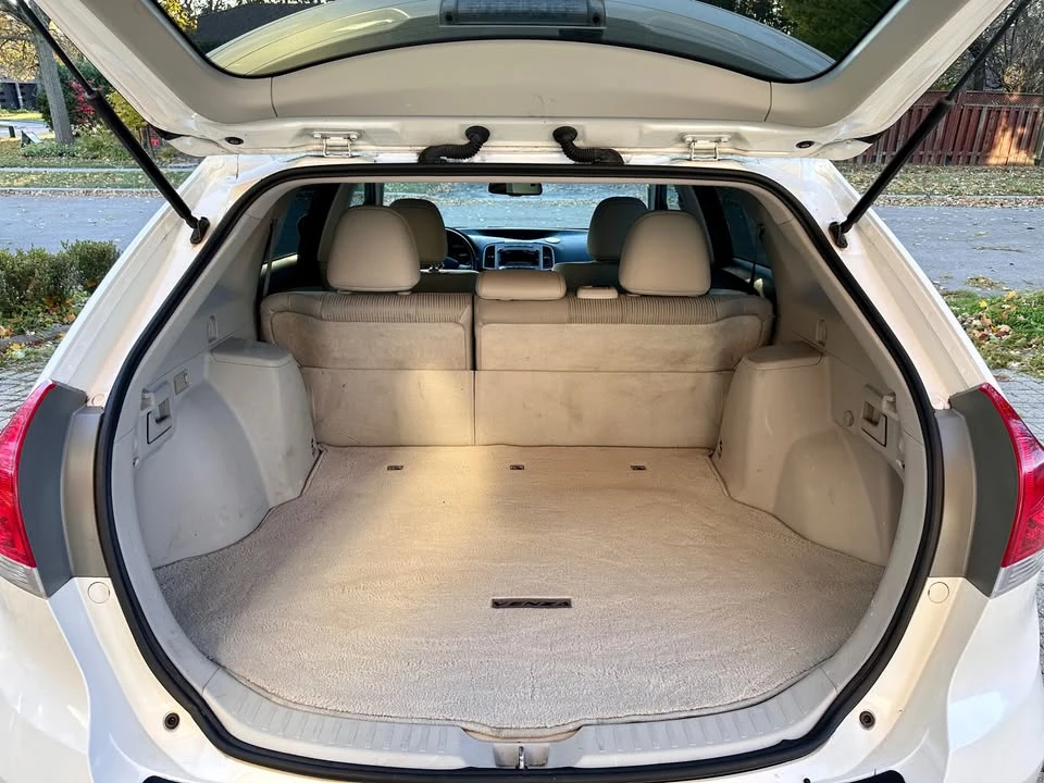 2011 Toyota Venza - Image 9 of 12