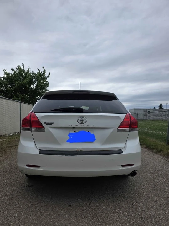 2011 Toyota Venza - Image 5 of 9