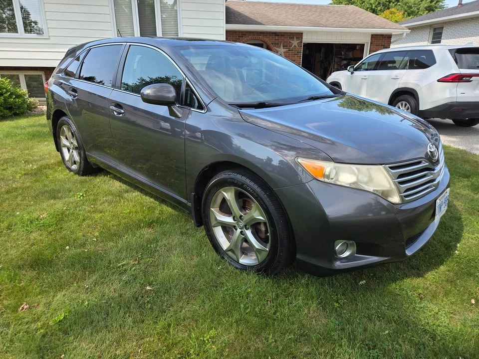 2011 Toyota Venza - Image 3 of 16