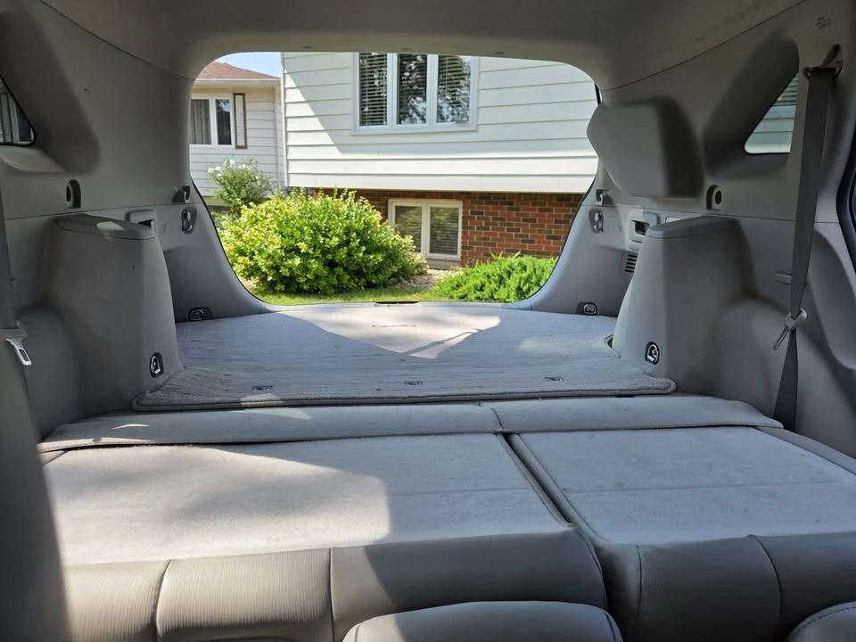 2011 Toyota Venza - Image 11 of 16