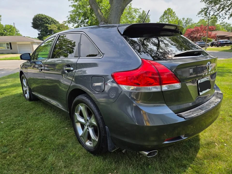 2011 Toyota Venza - Image 7 of 16