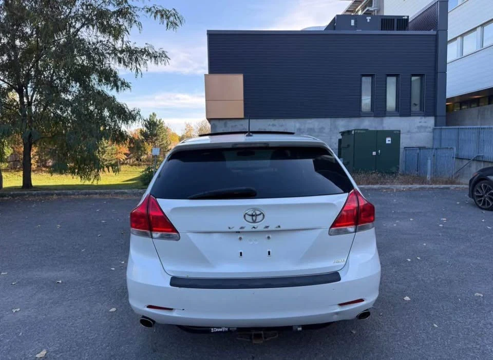 2011 Toyota Venza - Image 6 of 20
