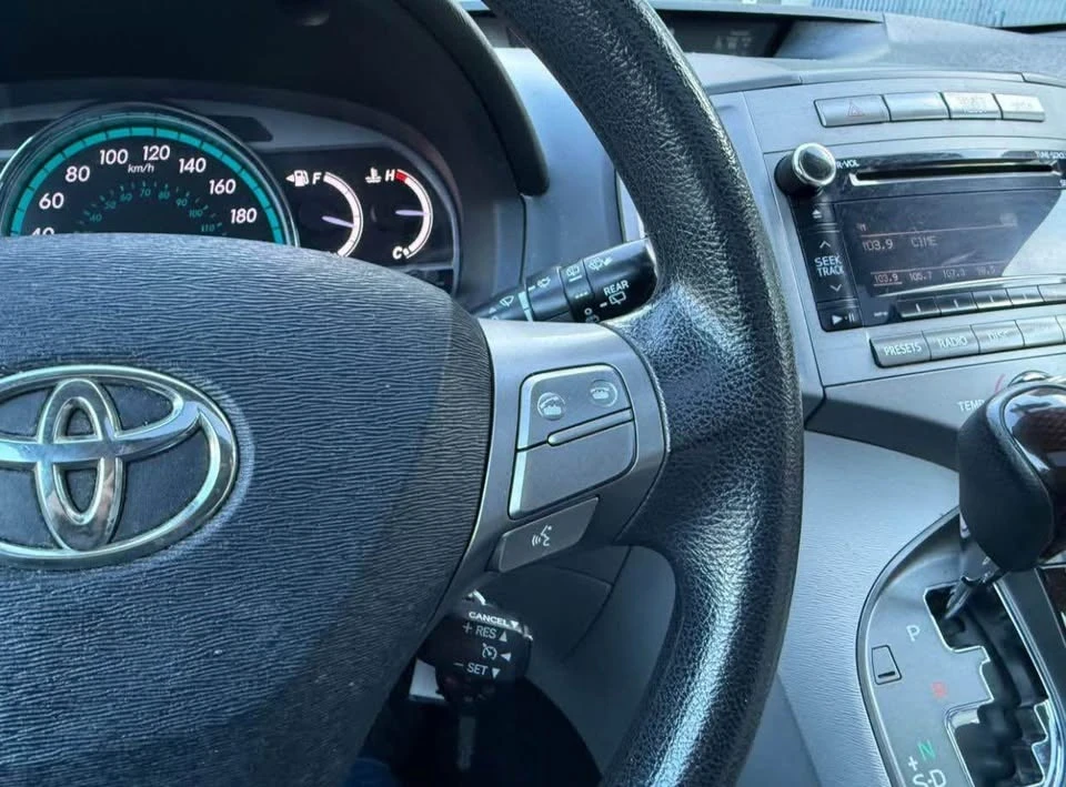 2011 Toyota Venza - Image 19 of 20