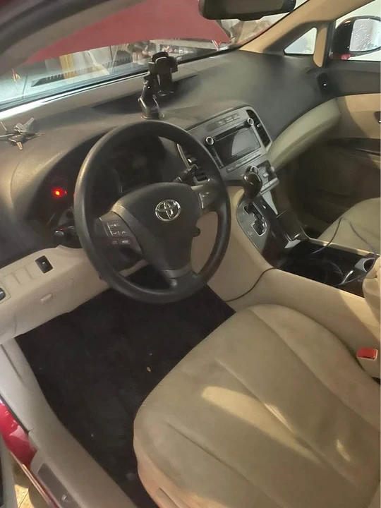 2011 Toyota Venza - Image 4 of 6