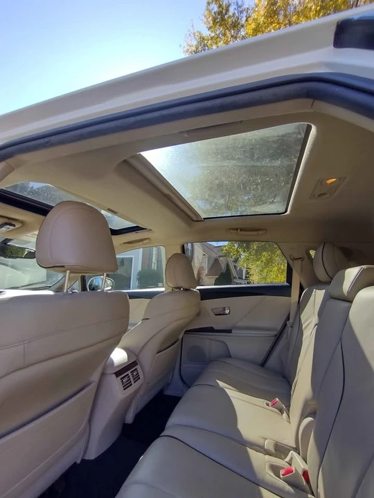 2011 Toyota Venza - Image 14 of 14