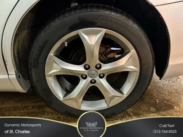 2011 Toyota Venza - Image 10 of 21