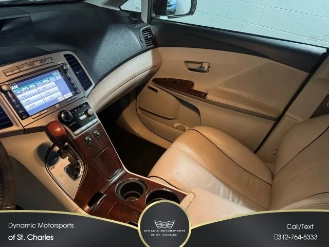 2011 Toyota Venza - Image 16 of 21