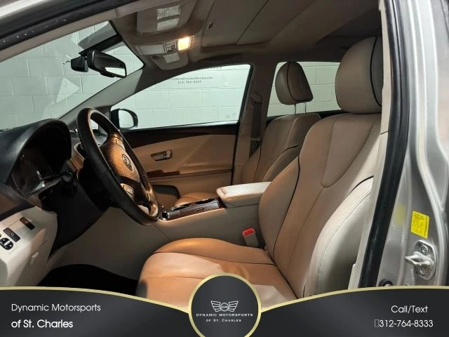 2011 Toyota Venza - Image 14 of 21