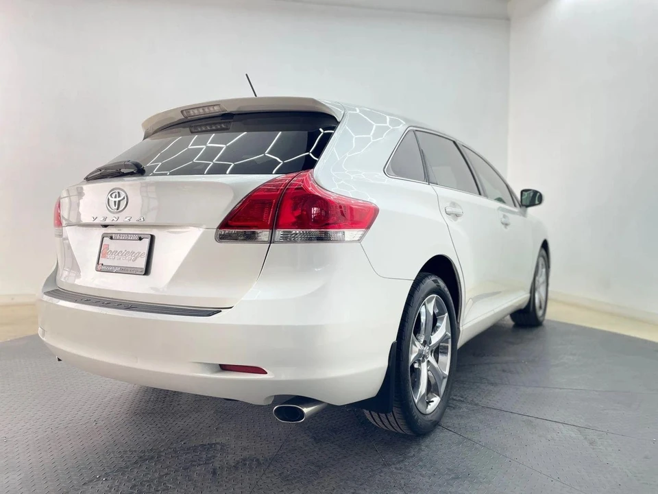 2011 Toyota Venza - Image 4 of 21