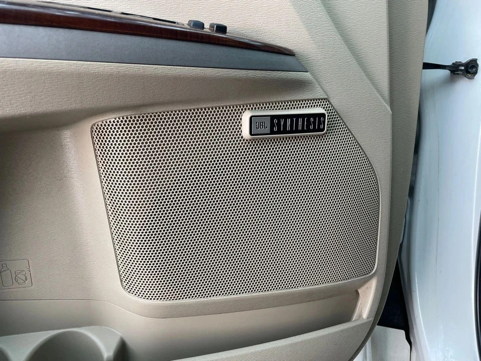 2011 Toyota Venza - Image 14 of 21
