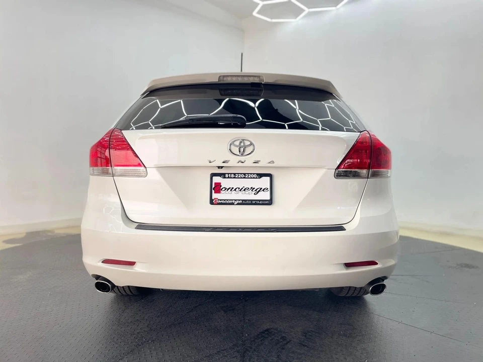 2011 Toyota Venza - Image 5 of 21