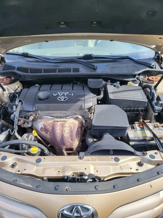 2011 Toyota Venza - Image 8 of 12