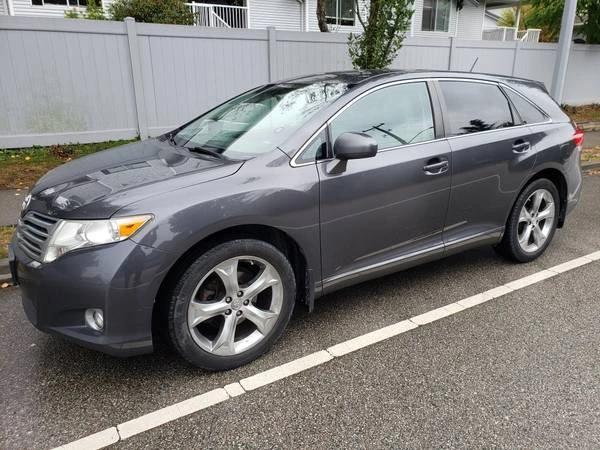 2011 Toyota Venza - Image 2 of 2