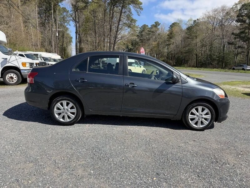 2011 Toyota Yaris - Image 4 of 21