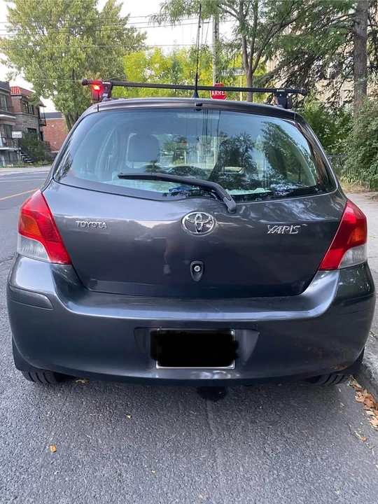 2011 Toyota Yaris - Image 4 of 10