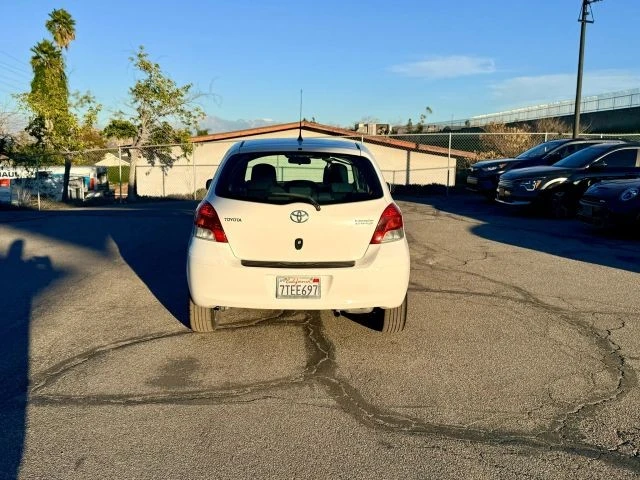 2011 Toyota Yaris - Image 5 of 21