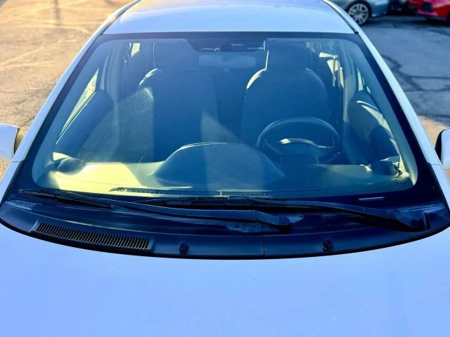 2011 Toyota Yaris - Image 19 of 21