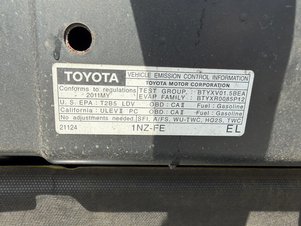 2011 Toyota Yaris - Image 2 of 21