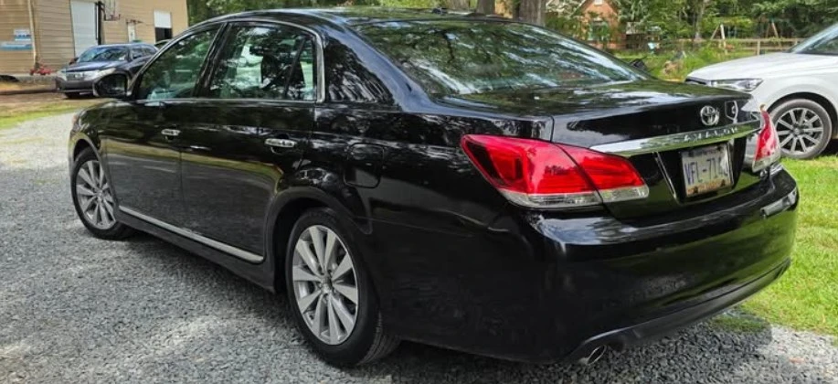 2011 Toyota Avalon 3rd Gen - Image 6 of 12