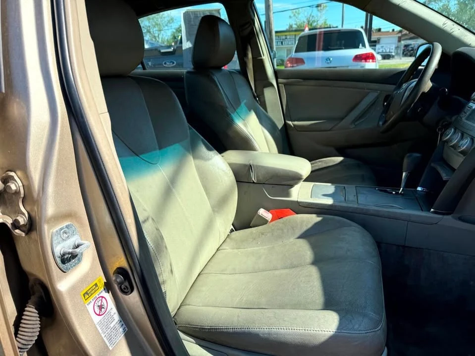 2011 Toyota Camry 6th Gen - Image 13 of 18