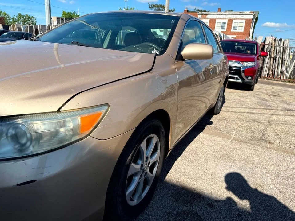 2011 Toyota Camry 6th Gen - Image 4 of 18