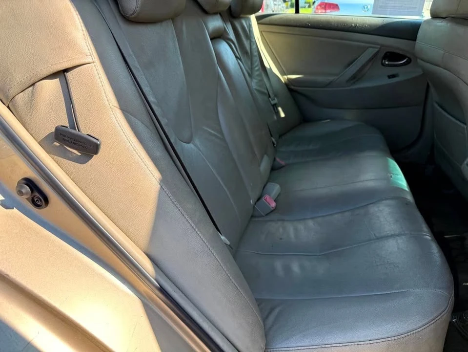 2011 Toyota Camry 6th Gen - Image 16 of 18