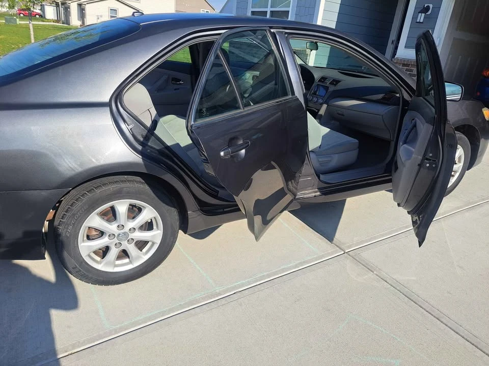 2011 Toyota Camry 6th Gen - Image 11 of 20