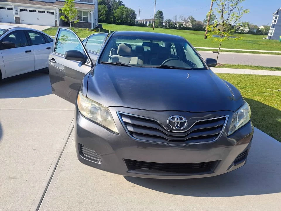 2011 Toyota Camry 6th Gen - Image 17 of 20