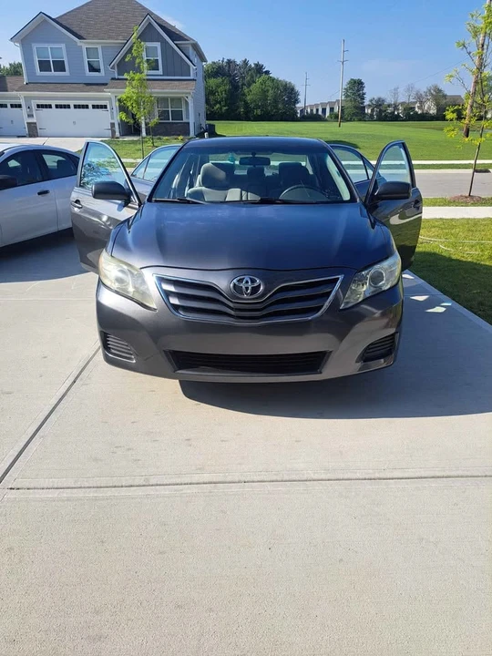 2011 Toyota Camry 6th Gen - Image 7 of 20