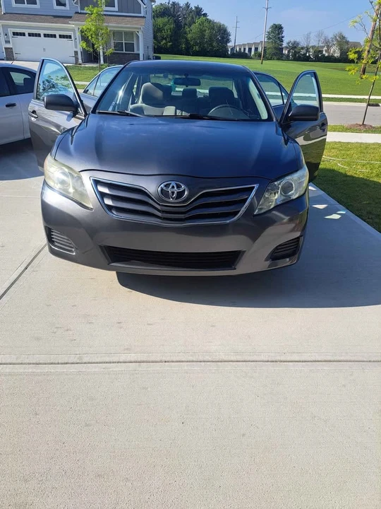 2011 Toyota Camry 6th Gen - Image 6 of 20